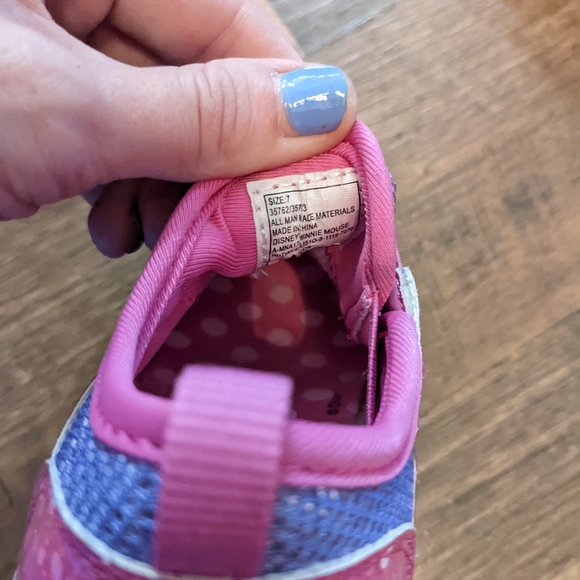 Toddler girls Skechers and Disney sneakers bundle - Picture 4 of 5